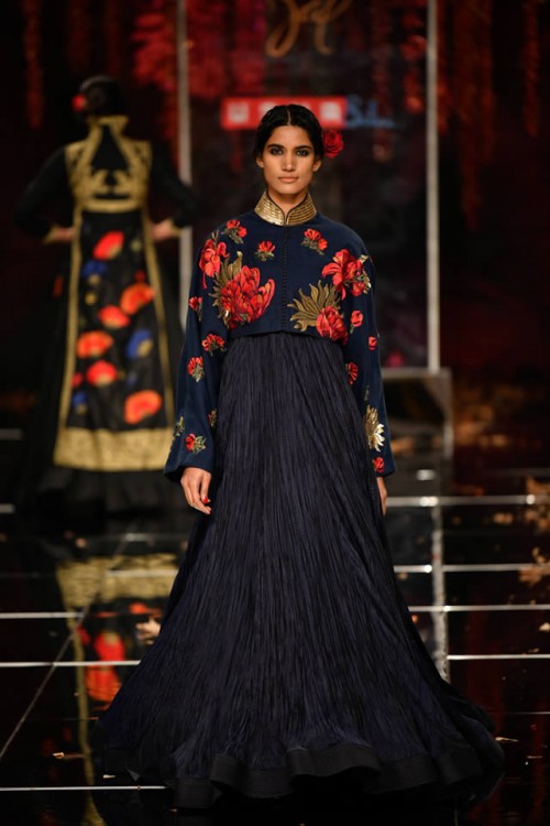 Rohit Bal Lakme8