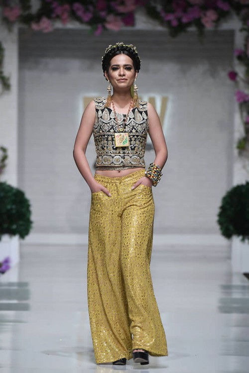 Huma Adnan Collection2